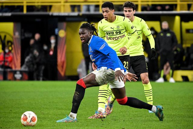 WCBA-韩旭19+8李梦13分 四川女篮13连胜领跑